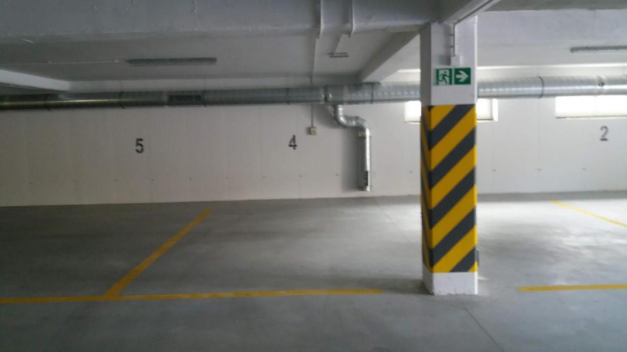 Apartamenty Czestochowa Eu "Parking Gratis" Kültér fotó